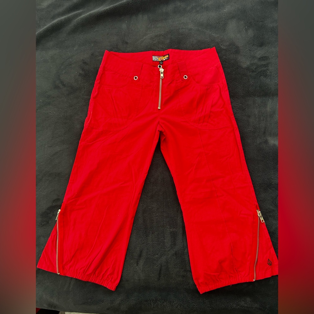 Vintage genuine Volcom gals capri pants